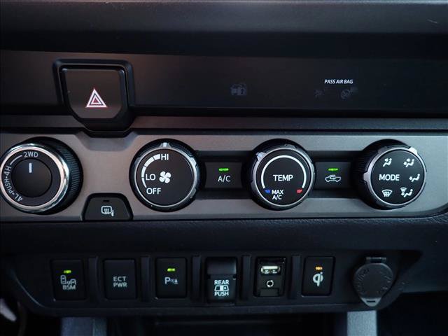 Used 2019 Toyota Tacoma TRD Off-Road AWD/4WD image 19