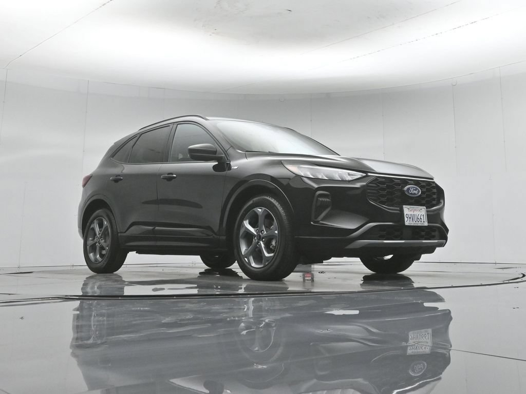 Certified 2023 Ford Escape ST-Line w/ Tech Pack #1 FWD image 48