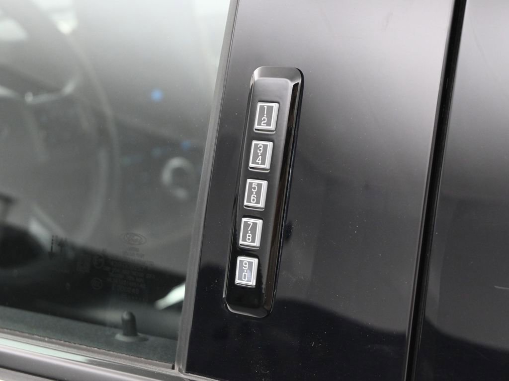 Certified 2022 Ford F150 Lightning Lariat image 29