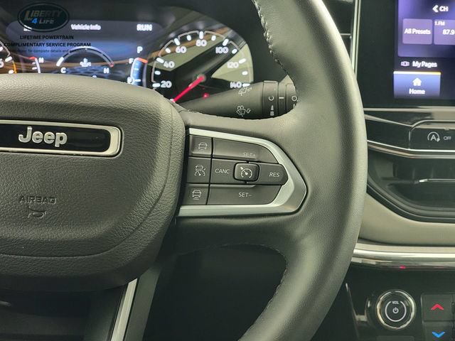 Used 2024 Jeep Compass Limited AWD/4WD image 30