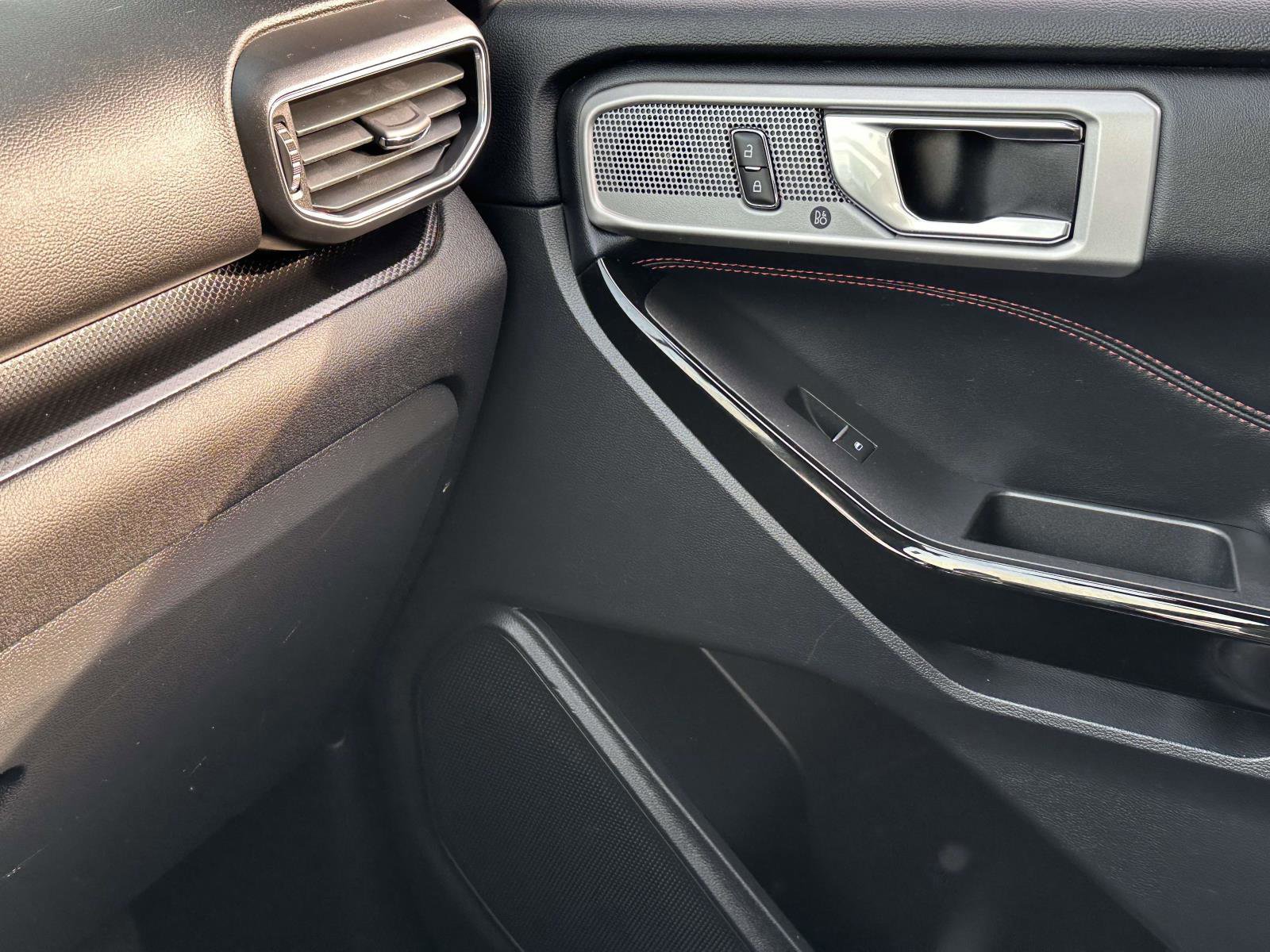 Certified 2022 Ford Explorer ST-Line image 24