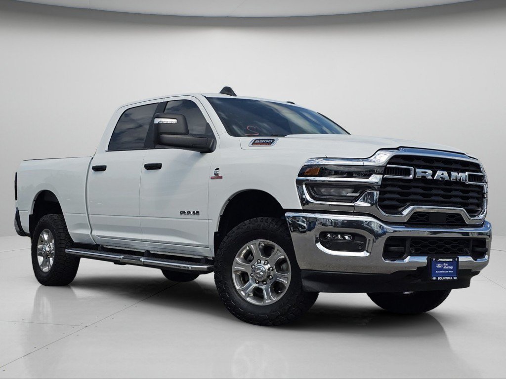 Used 2025 RAM 2500 Big Horn AWD/4WD image 2