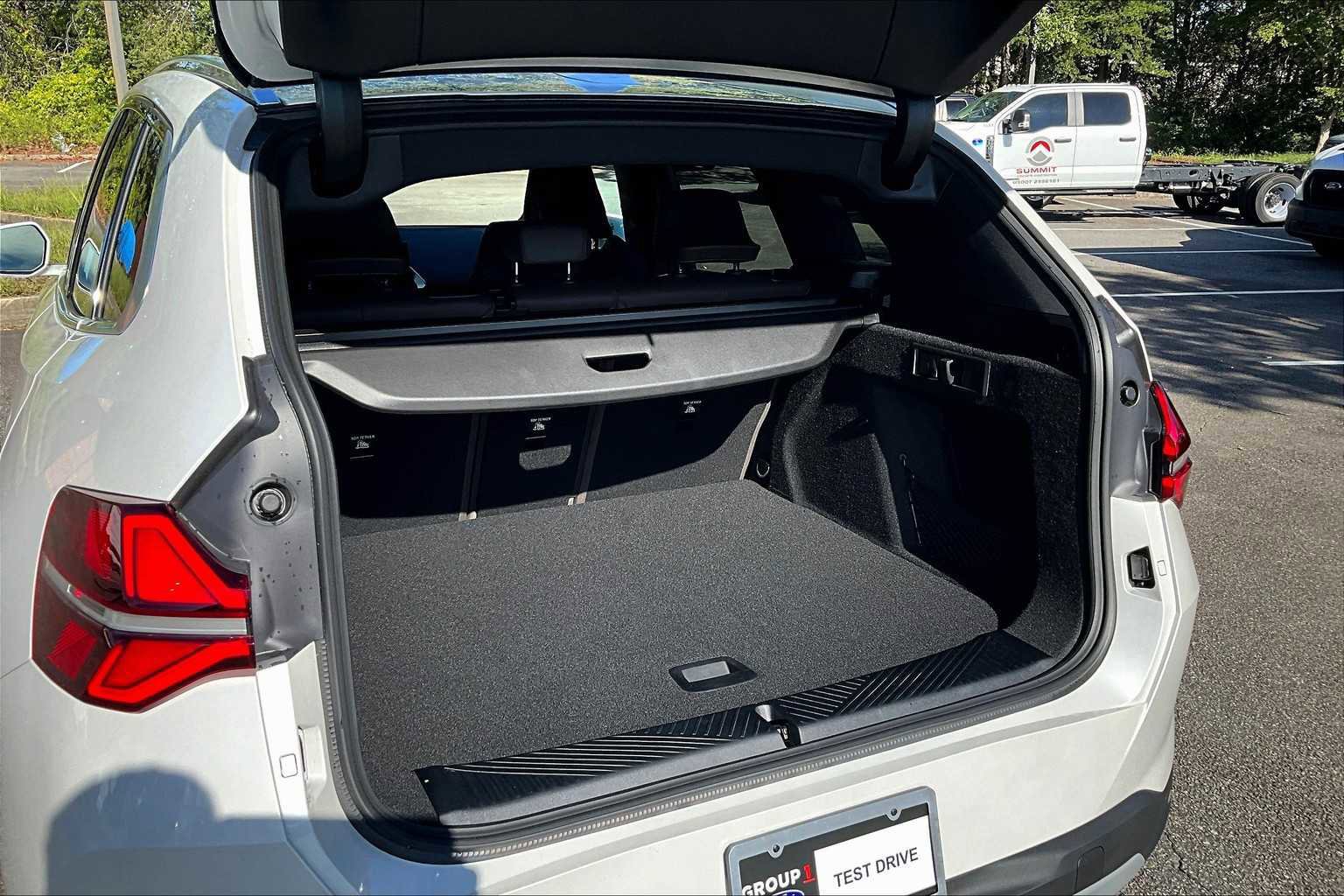 Used 2025 BMW X3 xDrive30i w/ Premium Package image 32