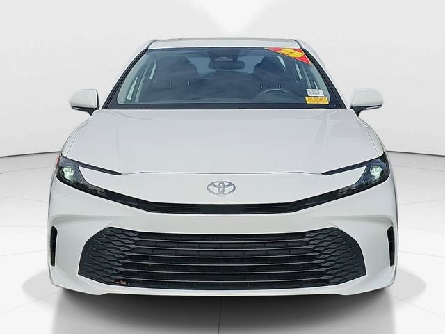 Used 2025 Toyota Camry LE FWD image 8