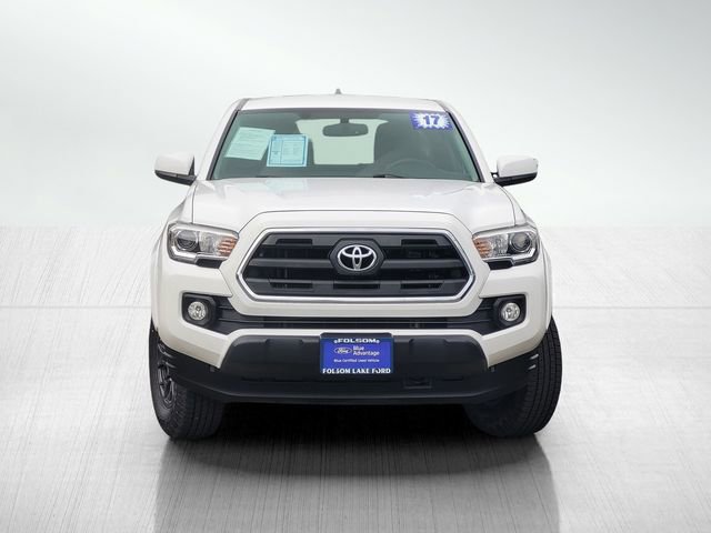 Used 2017 Toyota Tacoma SR5 w/ Tow Package AWD/4WD image 2