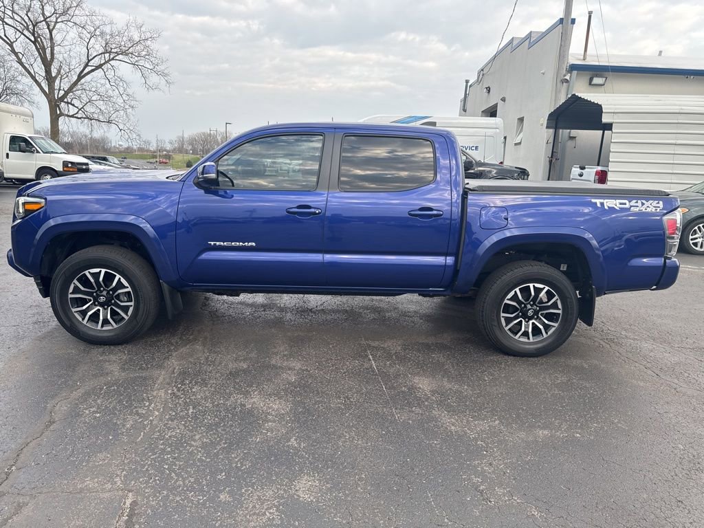 Used 2022 Toyota Tacoma TRD Sport w/ Technology Package AWD/4WD image 12