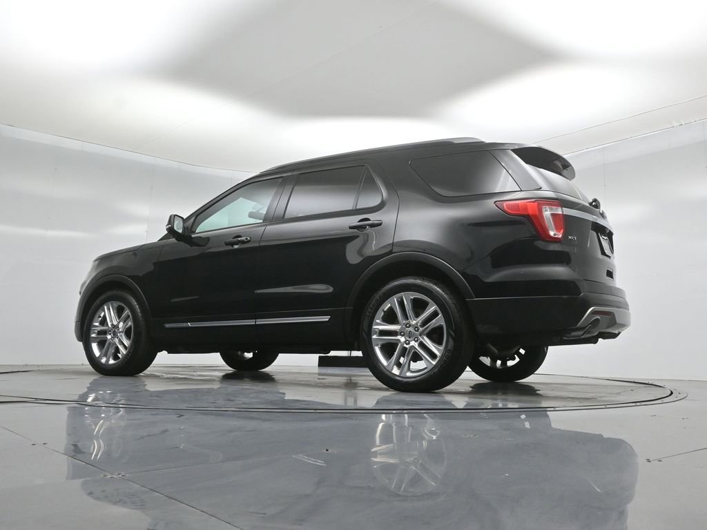 Certified 2017 Ford Explorer XLT w/ Equipment Group 202A image 54
