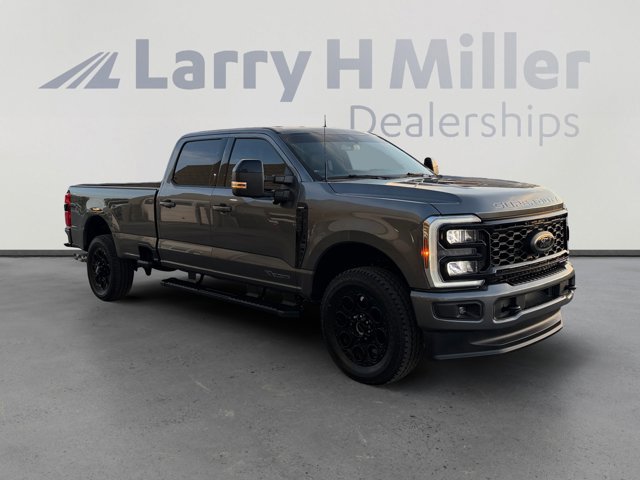 Certified 2025 Ford F350 Lariat w/ Black Appearance Package AWD/4WD image 7