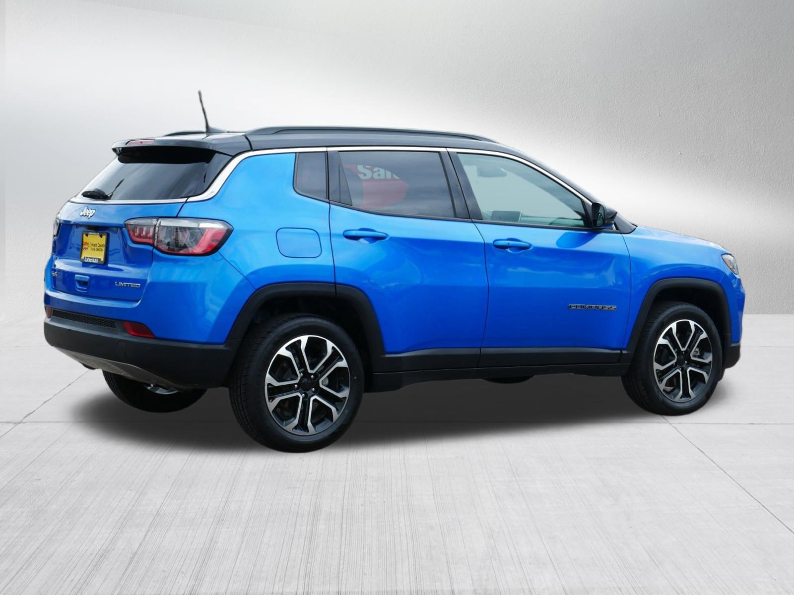 Used 2024 Jeep Compass Limited AWD/4WD image 7