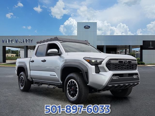 Used 2024 Toyota Tacoma TRD Off-Road AWD/4WD image 7