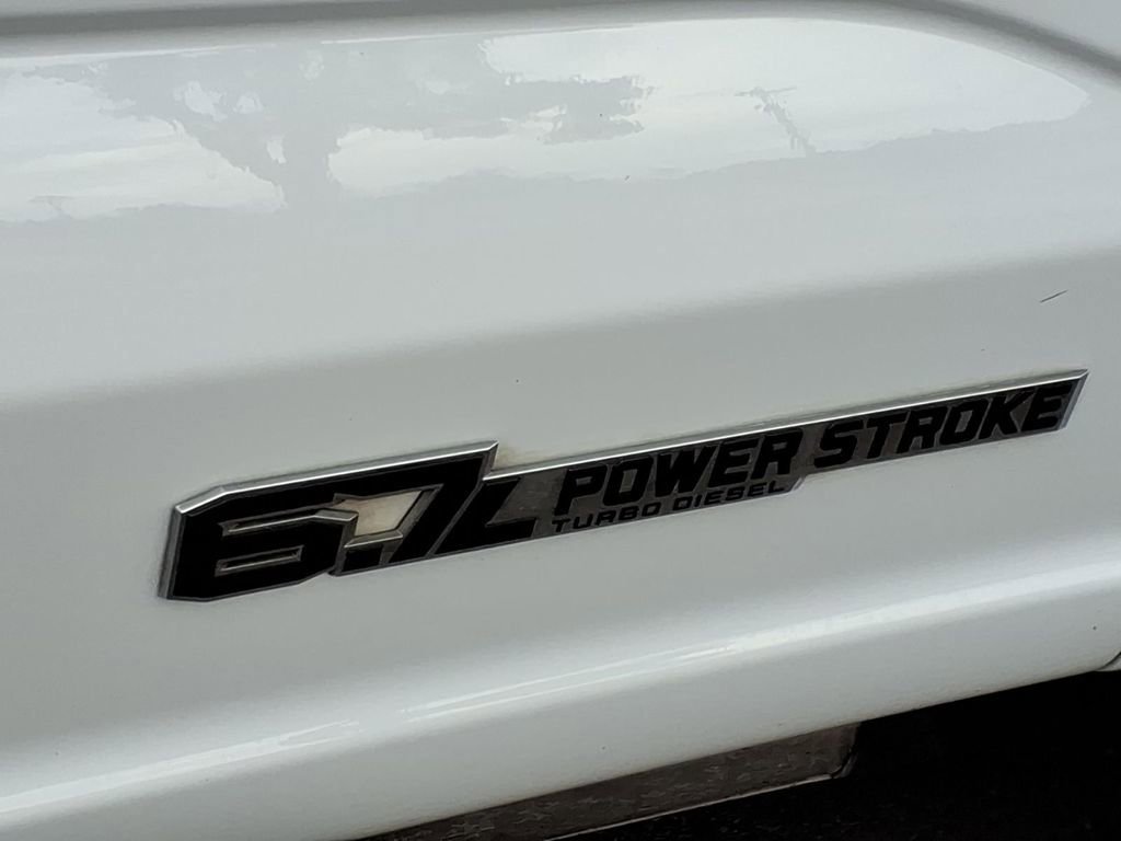Certified 2023 Ford F250 Lariat w/ Lariat Ultimate Package image 7