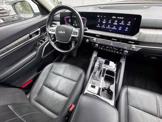 Used 2024 Kia Telluride EX w/ EX Captain's Chair Package AWD/4WD image 35