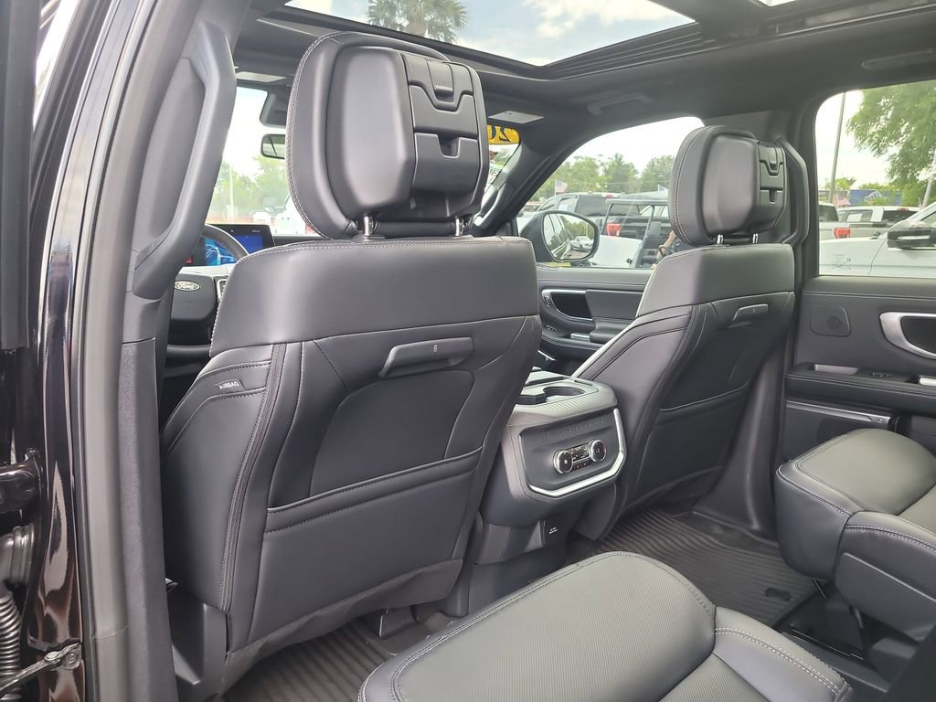 Certified 2026 Ford Expedition Platinum w/ Stealth Performance Package image 12
