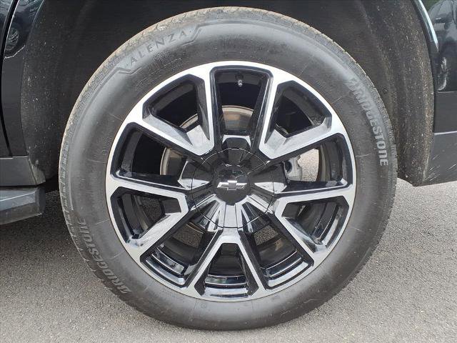 Used 2025 Chevrolet Tahoe RST w/ Comfort Package image 30