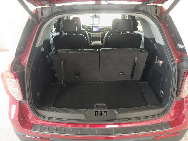 Certified 2023 Ford Explorer XLT w/ Equipment Group 202A image 19