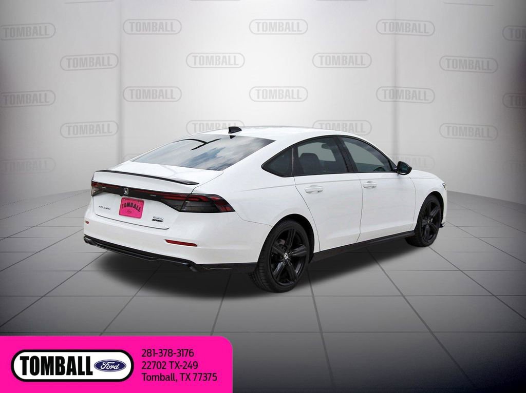 Used 2024 Honda Accord Sport image 7