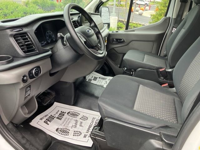 Certified 2025 Ford Transit 250 Low Roof w/ Exterior Upgrade Package RWD image 11