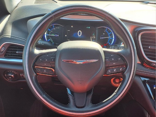 Used 2021 Chrysler Pacifica Limited w/ S Appearance Package FWD image 31