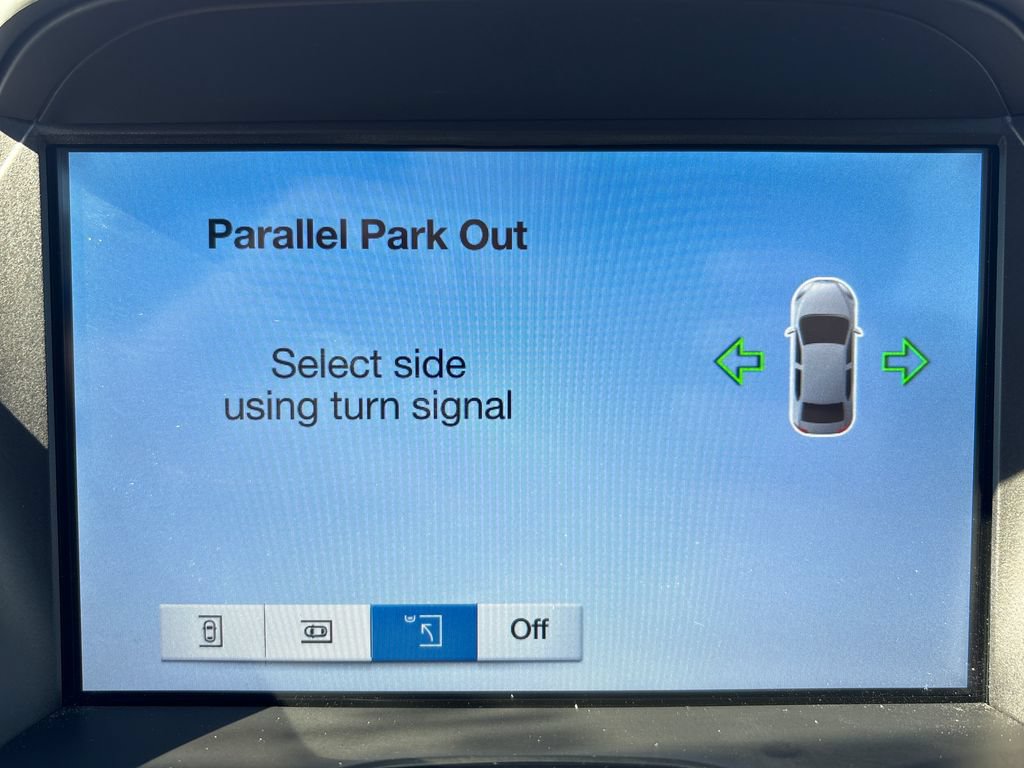 Certified 2019 Ford Escape Titanium AWD/4WD image 35