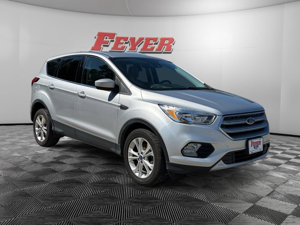 Certified 2019 Ford Escape SE FWD image 7