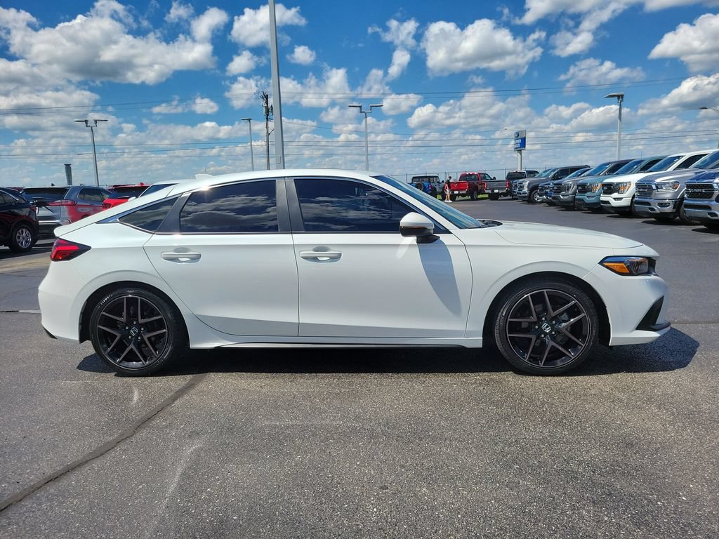 Used 2024 Honda Civic Sport Touring image 3