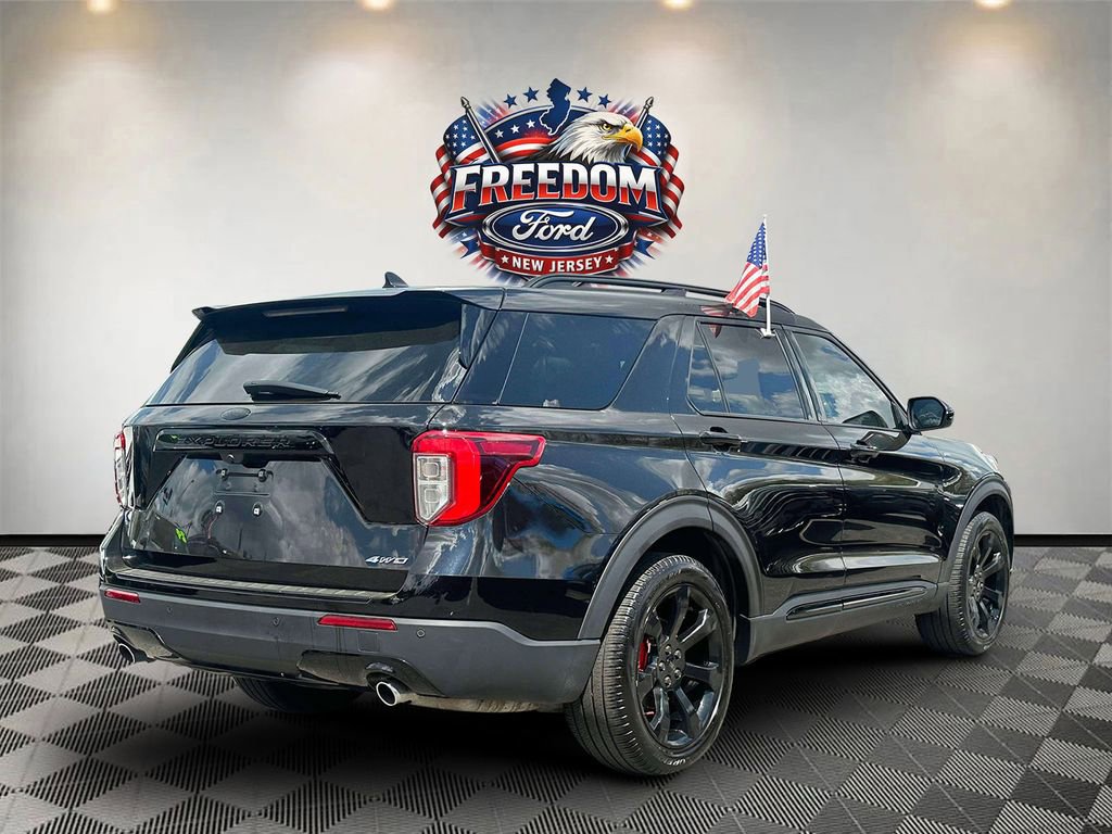 Certified 2023 Ford Explorer ST-Line AWD/4WD image 4