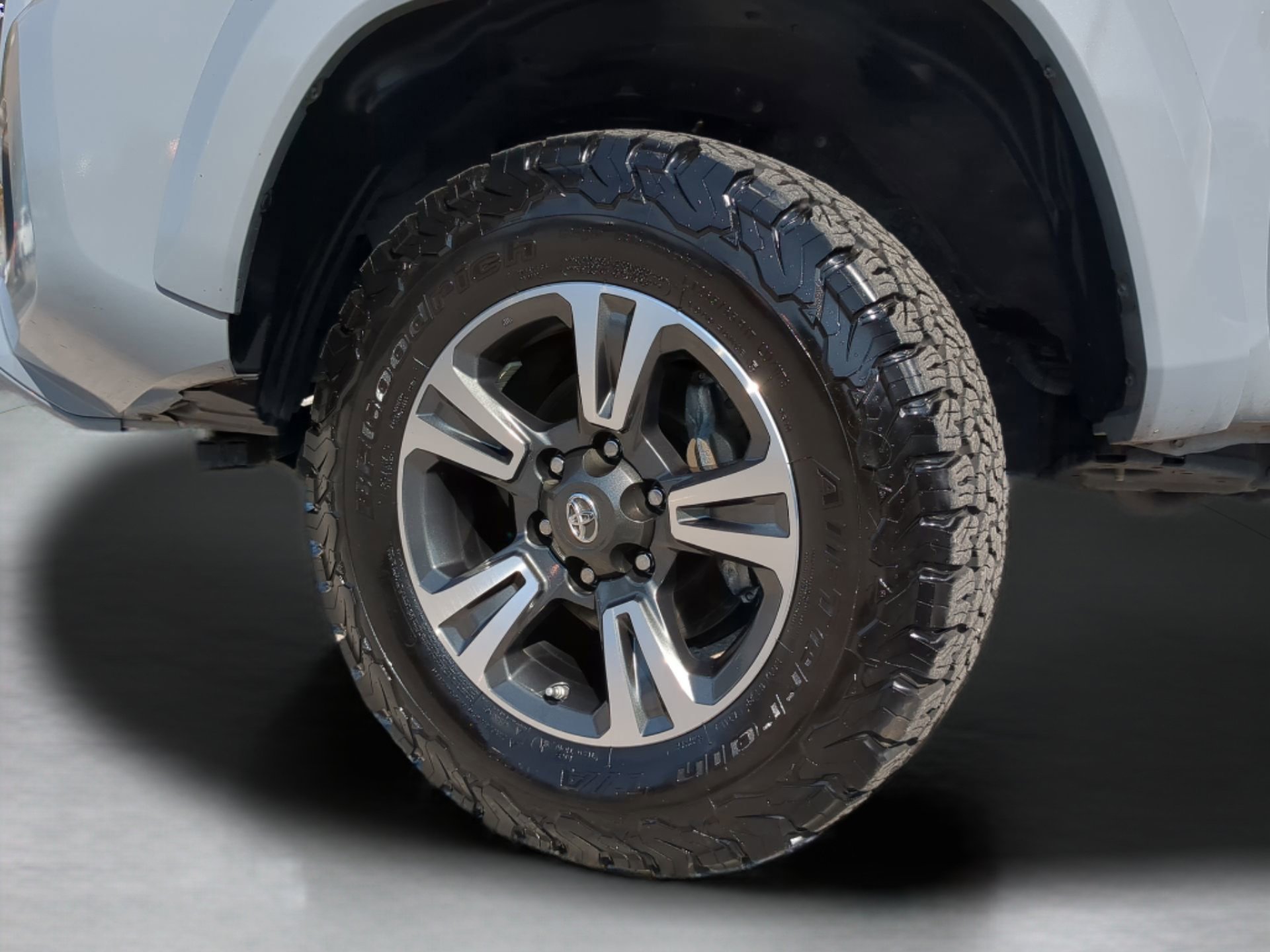 Used 2019 Toyota Tacoma TRD Sport image 62