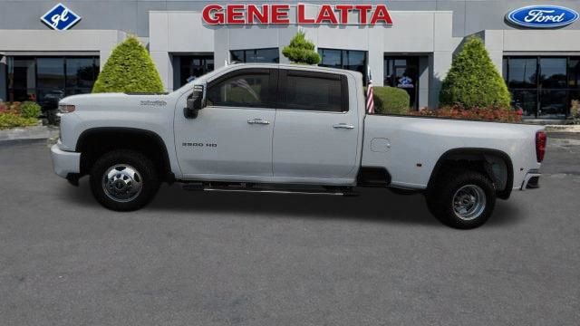 Used 2022 Chevrolet Silverado 3500 High Country image 2