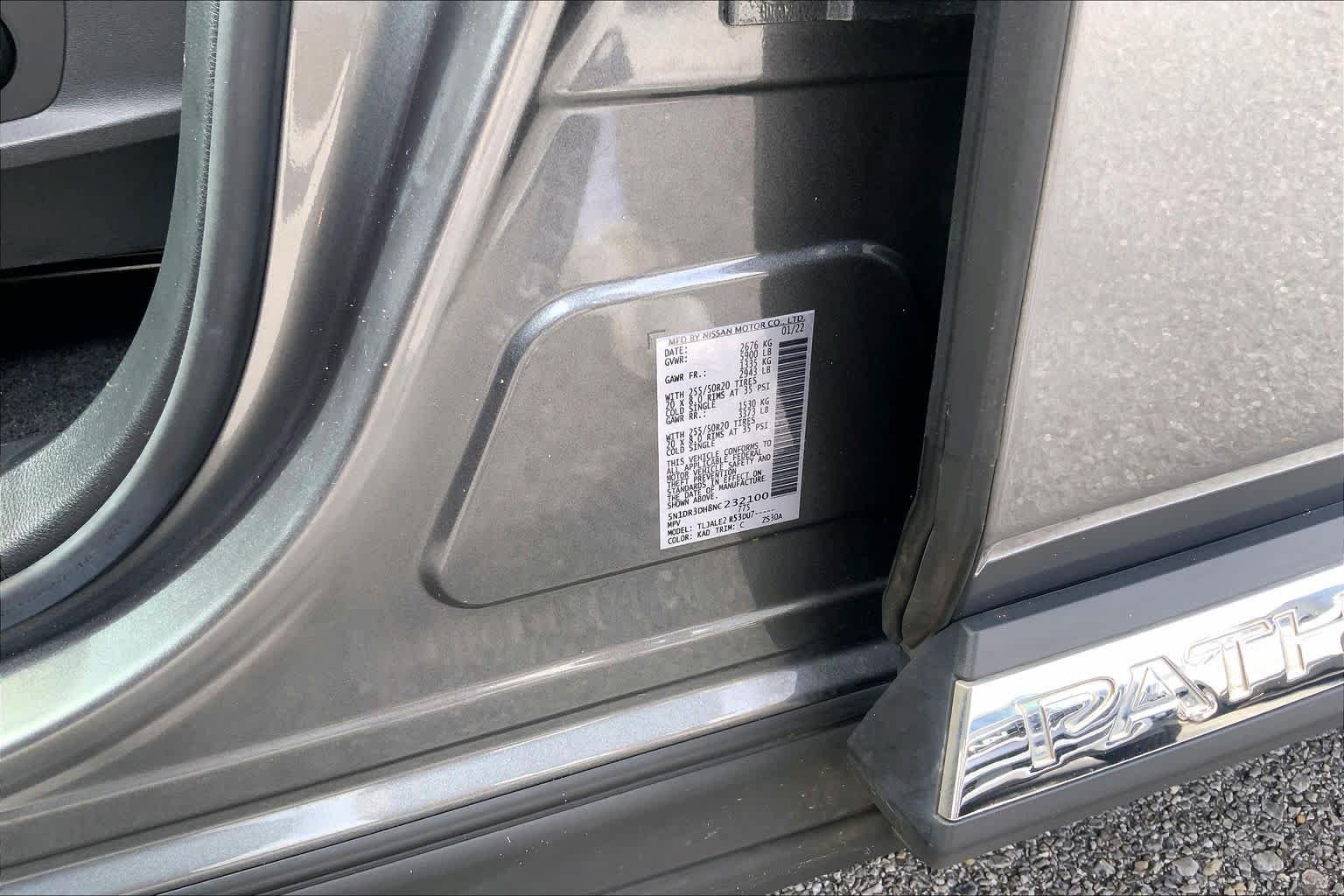 Used 2022 Nissan Pathfinder Platinum w/ Cargo Package FWD image 32