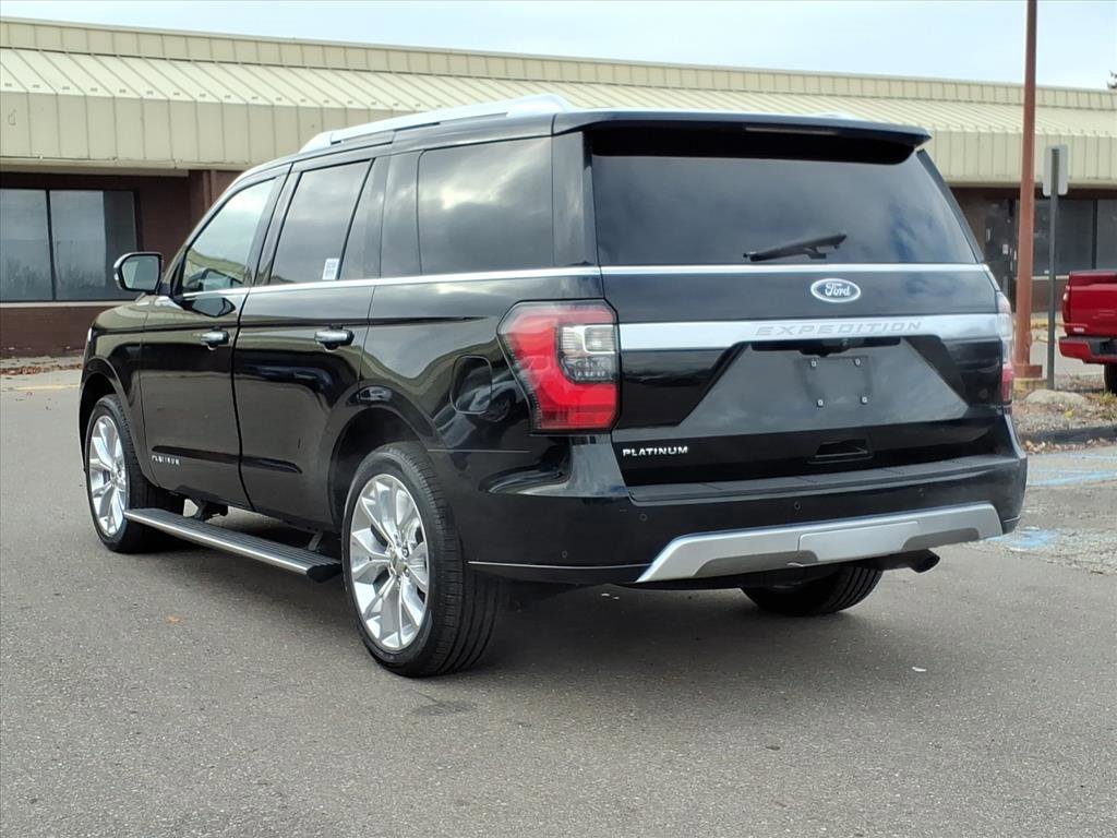 Certified 2018 Ford Expedition Platinum image 3
