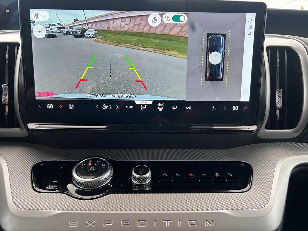 Certified 2025 Ford Expedition Active AWD/4WD image 18