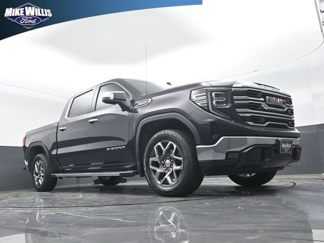 Used 2023 GMC Sierra 1500 SLT w/ SLT Premium Package AWD/4WD image 17