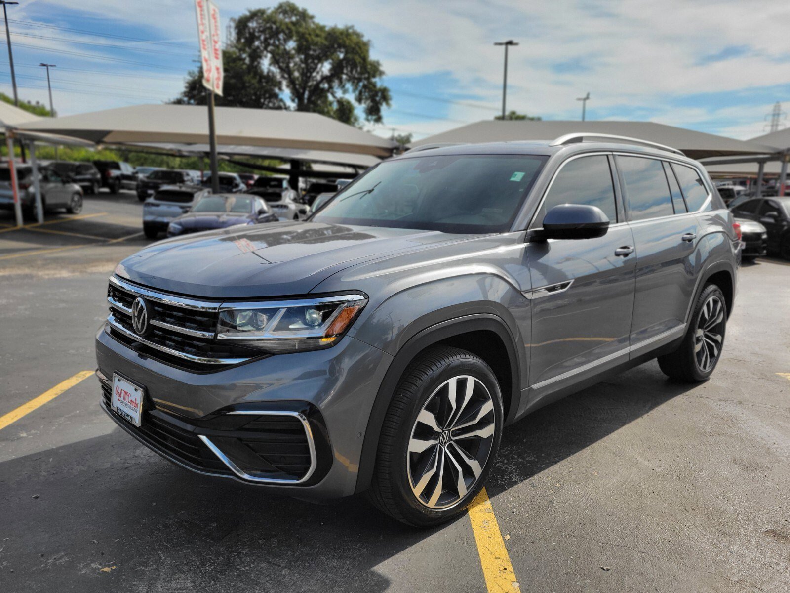Used 2023 Volkswagen Atlas SEL Premium image 7
