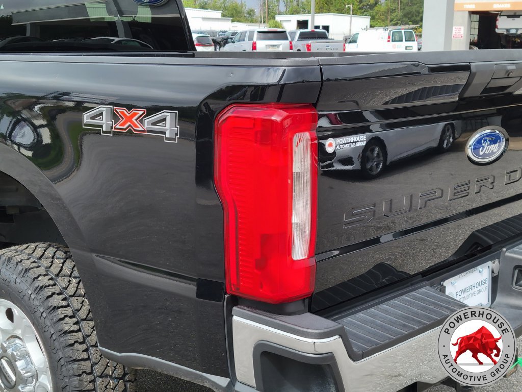 Certified 2026 Ford F250 XLT AWD/4WD image 13