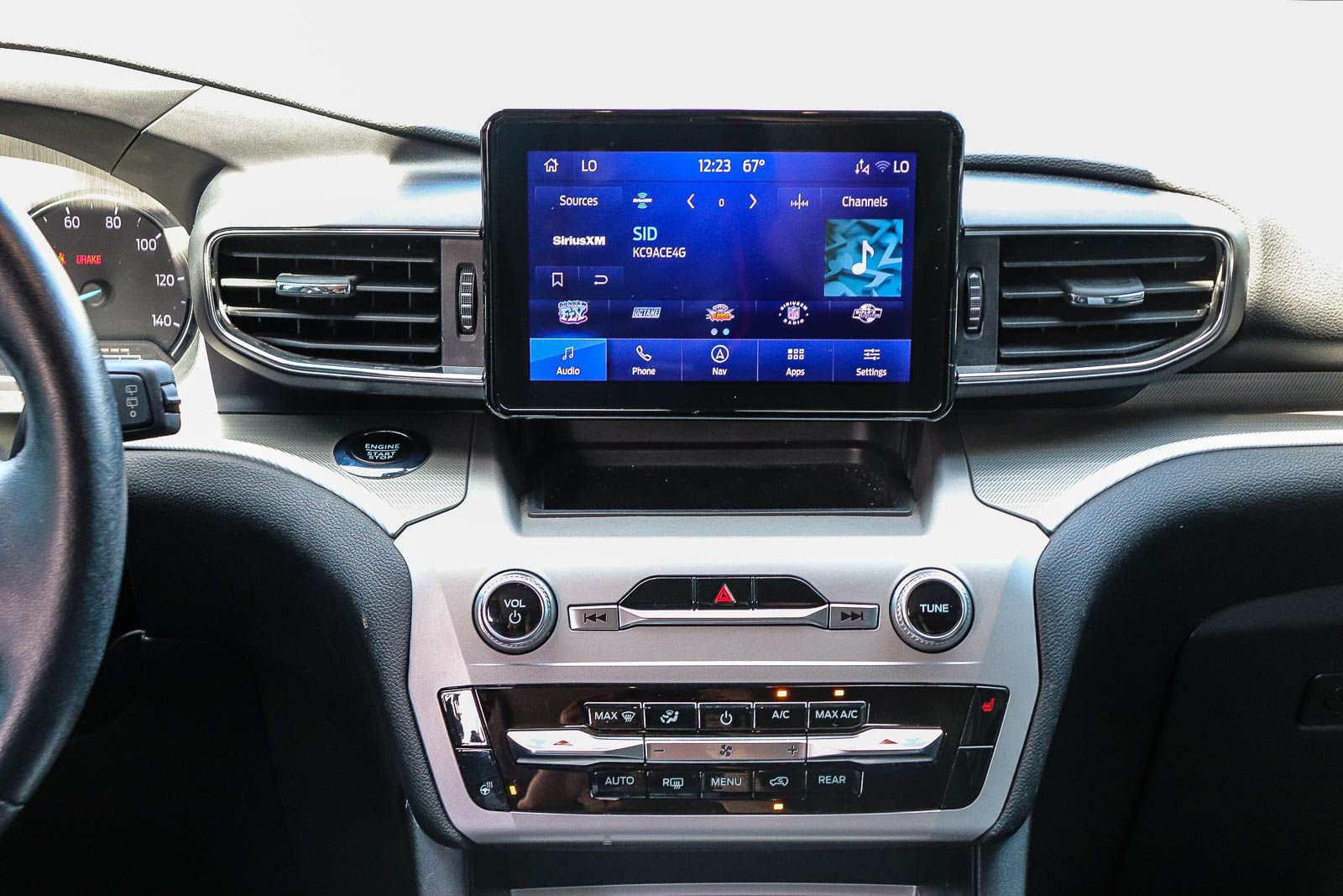 Certified 2023 Ford Explorer XLT w/ Equipment Group 202A image 13