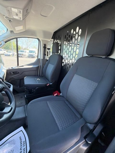 Certified 2025 Ford Transit 250 Low Roof w/ Exterior Upgrade Package RWD image 11