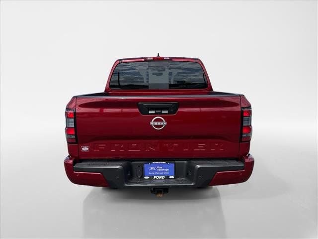 Used 2025 Nissan Frontier SV w/ SV Convenience Package image 3