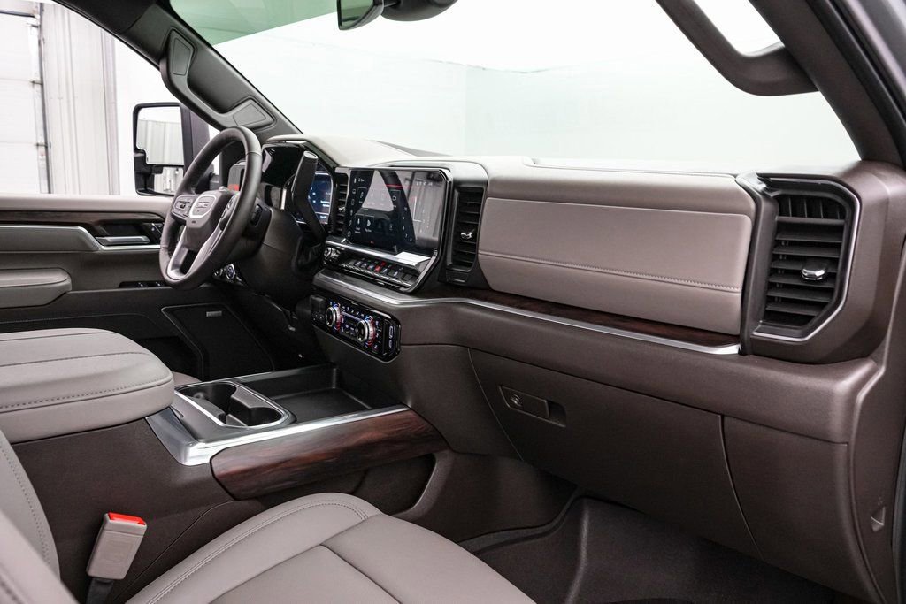 Used 2025 GMC Sierra 2500 SLT w/ SLT Premium Package image 22
