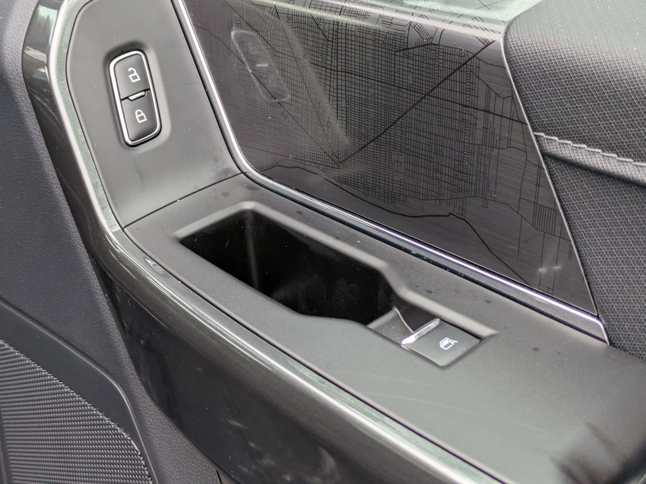 Certified 2022 Ford F150 XLT w/ Equipment Group 302A High image 35