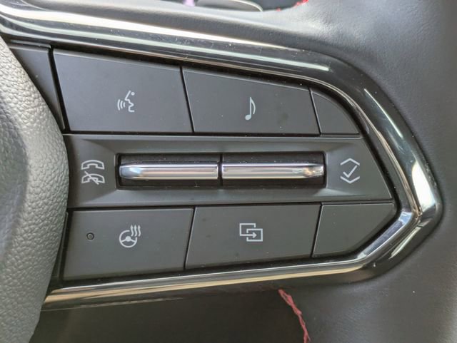 Used 2024 Chevrolet Traverse RS image 25