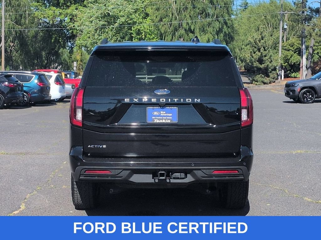 Certified 2025 Ford Expedition Active AWD/4WD image 4