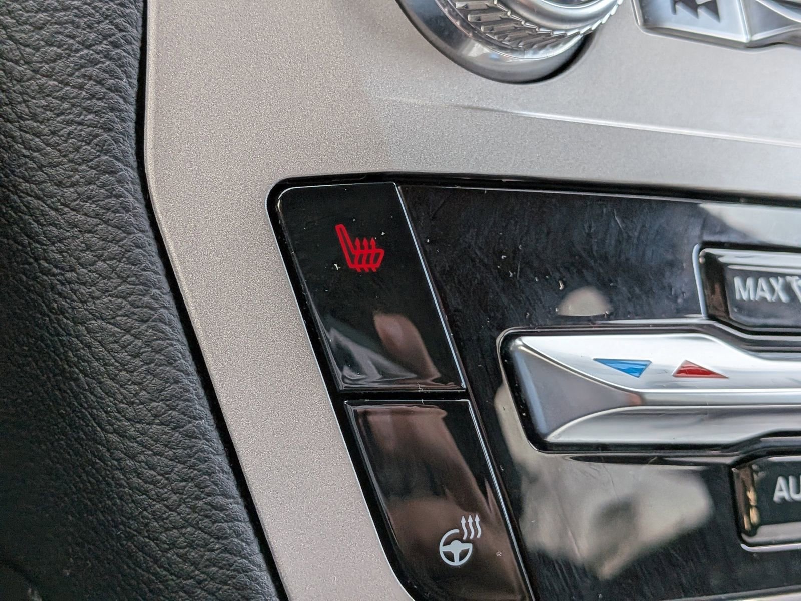 Certified 2023 Ford Explorer XLT w/ Equipment Group 202A image 26