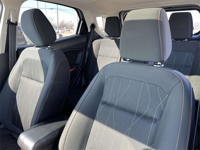 Certified 2021 Ford EcoSport SE w/ SE Appearance Package image 24
