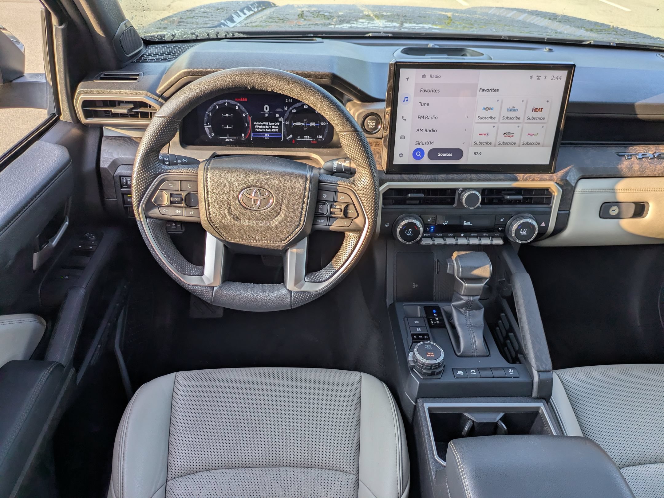 Used 2024 Toyota Tacoma Limited w/ Limited Package (LT) AWD/4WD image 33