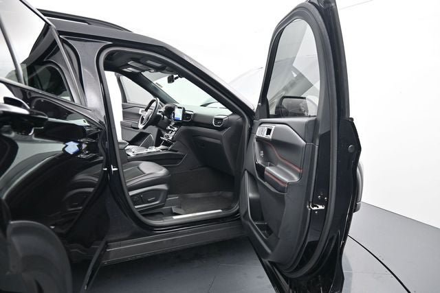 Certified 2023 Ford Explorer ST-Line w/ Class IV Trailer Tow Package AWD/4WD image 14