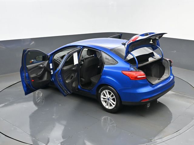 Certified 2018 Ford Focus SE w/ SE Winter Package FWD image 27