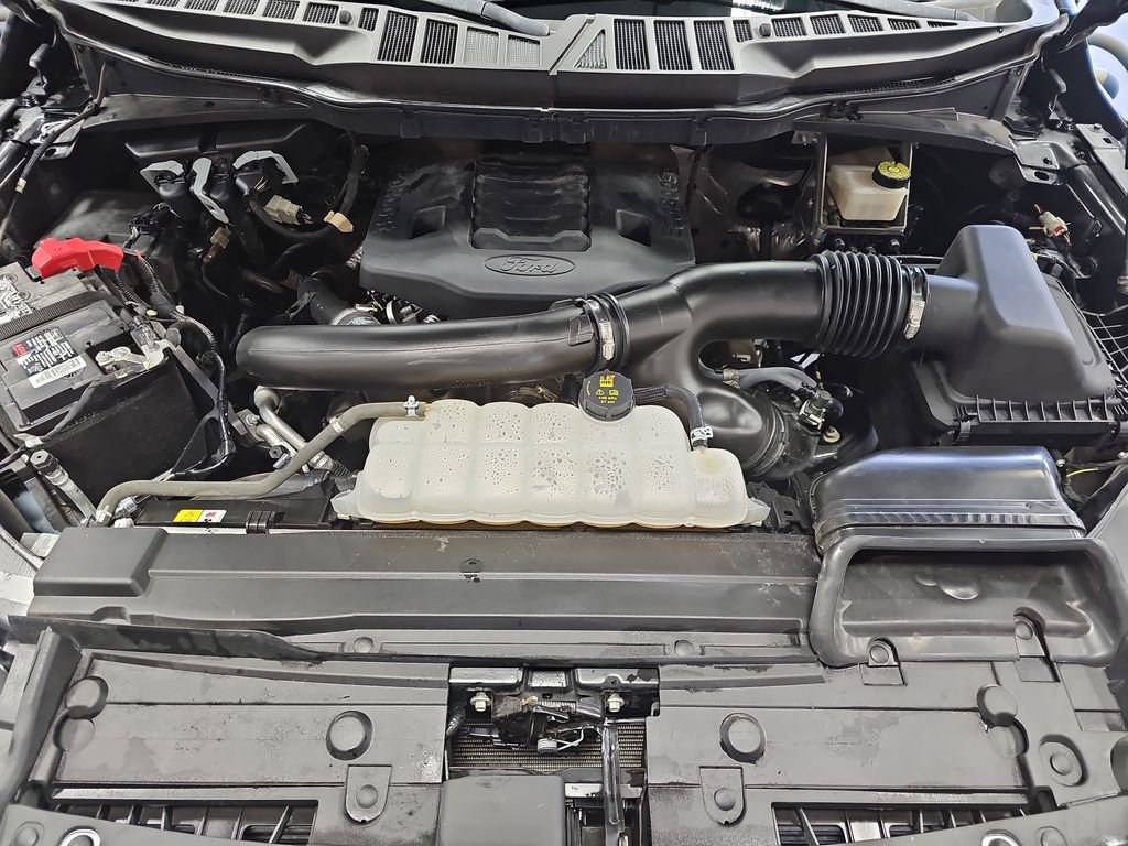 Certified 2022 Ford F150 Lariat w/ Equipment Group 502A High image 30