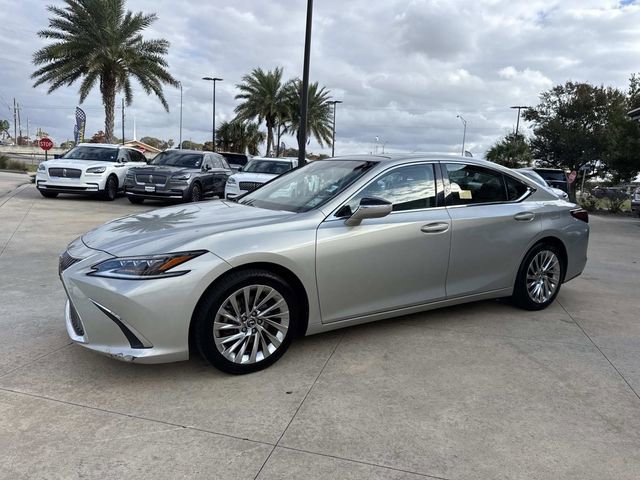 Used 2019 Lexus ES 350 image 4