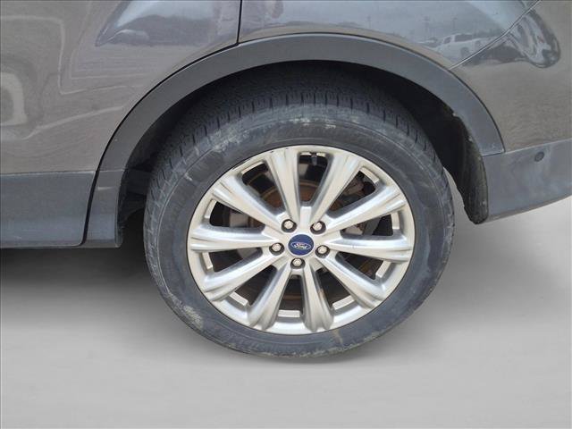 Certified 2018 Ford Escape Titanium AWD/4WD image 10