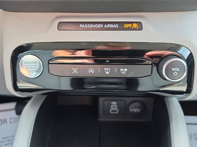 Certified 2025 Ford Escape Active w/ Tech Pack #1 FWD image 31